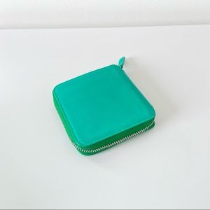 BAGGU Kelly Green Bifold Zipper Close Leather Wallet